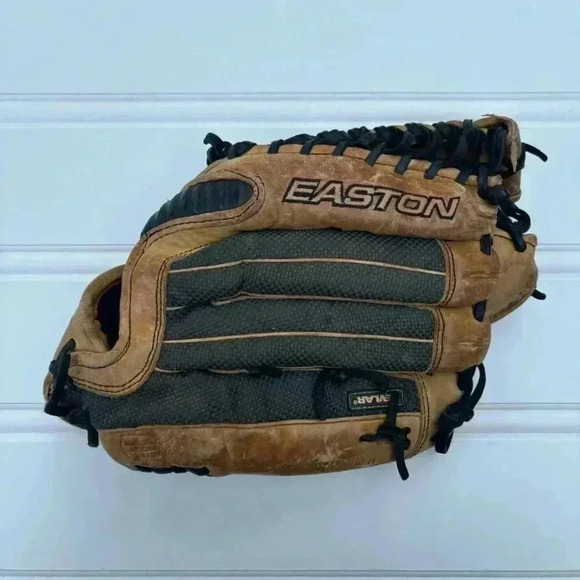 Easton Other - Easton Pro Baseball Glove K-PRO 82